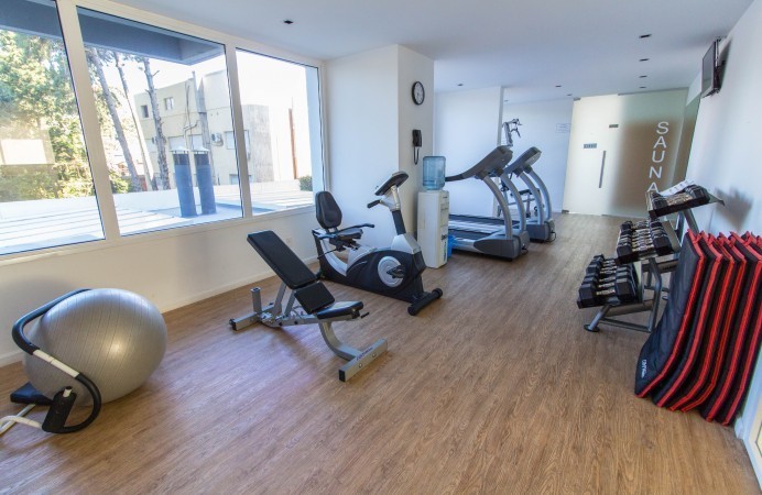 Departamento en venta sobre Roosevelt